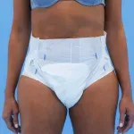 fralda-confort-vestindo-frente