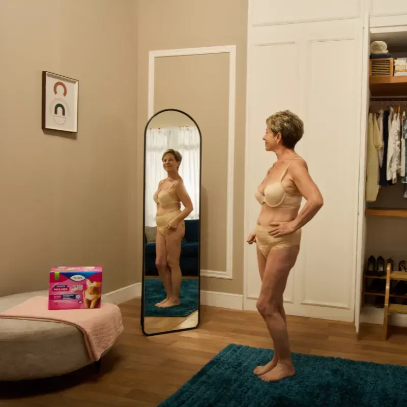 Calcinha-descartavel---Roupa-intima-TENA-PANTS-Mulher7